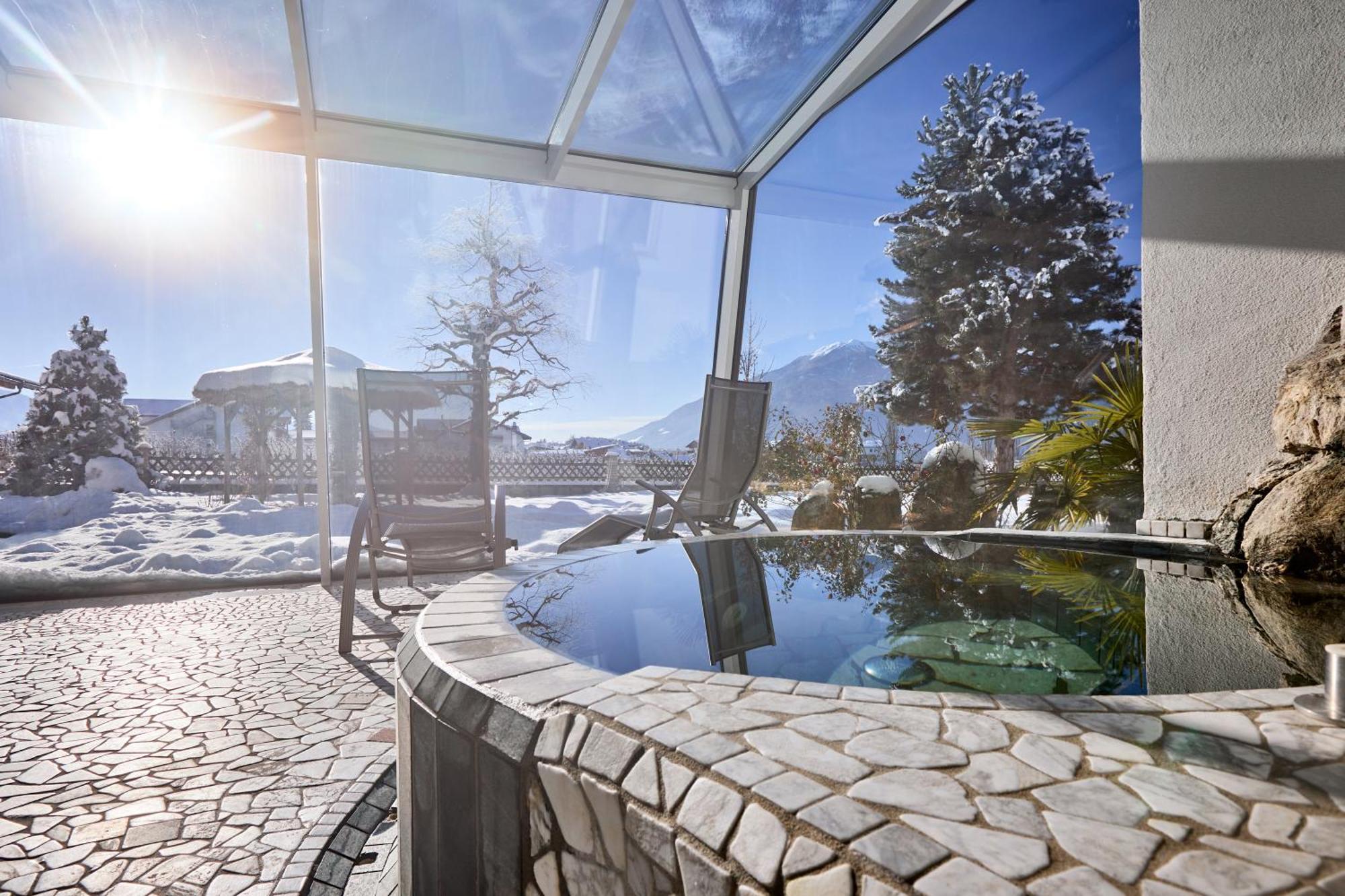 Mineralienhotel Natznerhof Esterno foto